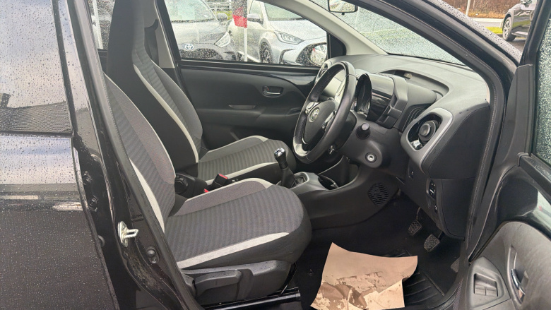 Toyota Aygo 1.0 VVT-i X-Press 5dr Petrol Hatchback